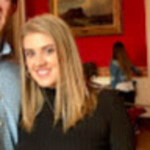 Meet your Posher, Caroline